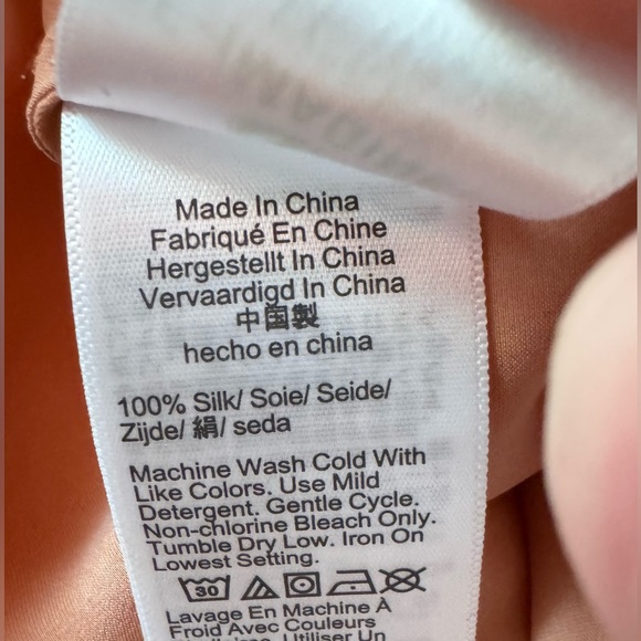 NWOT- J Crew -size Large- silky material- excellent condition - Picture 5 of 8